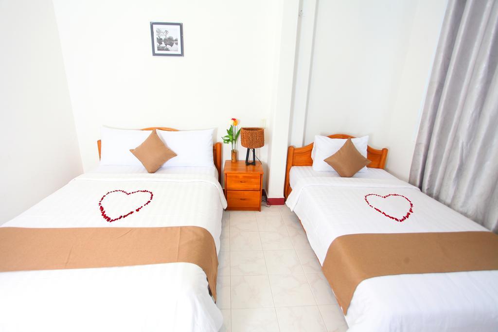 Le Petit Sai Gon Hotel Хошимин Экстерьер фото
